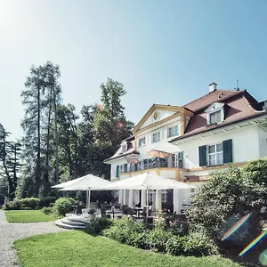 Biohotel Schlossgut Hotel