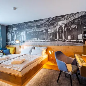 **** Hotel Mightytwice Germany