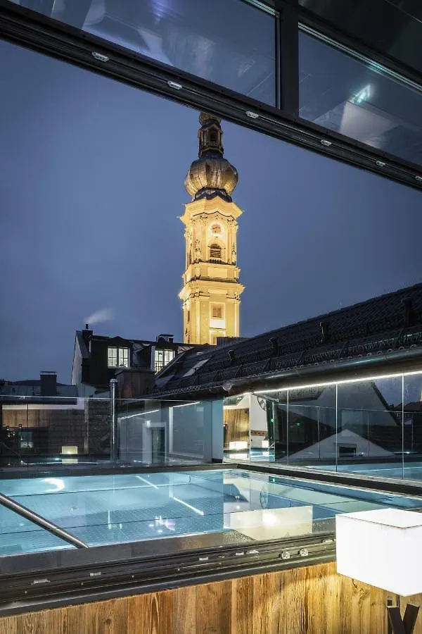 Hotel-Gasthof Hoettl Deggendorf 4*,